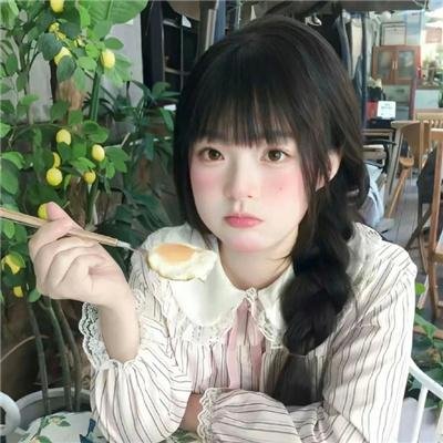 坡道上的红屋顶
